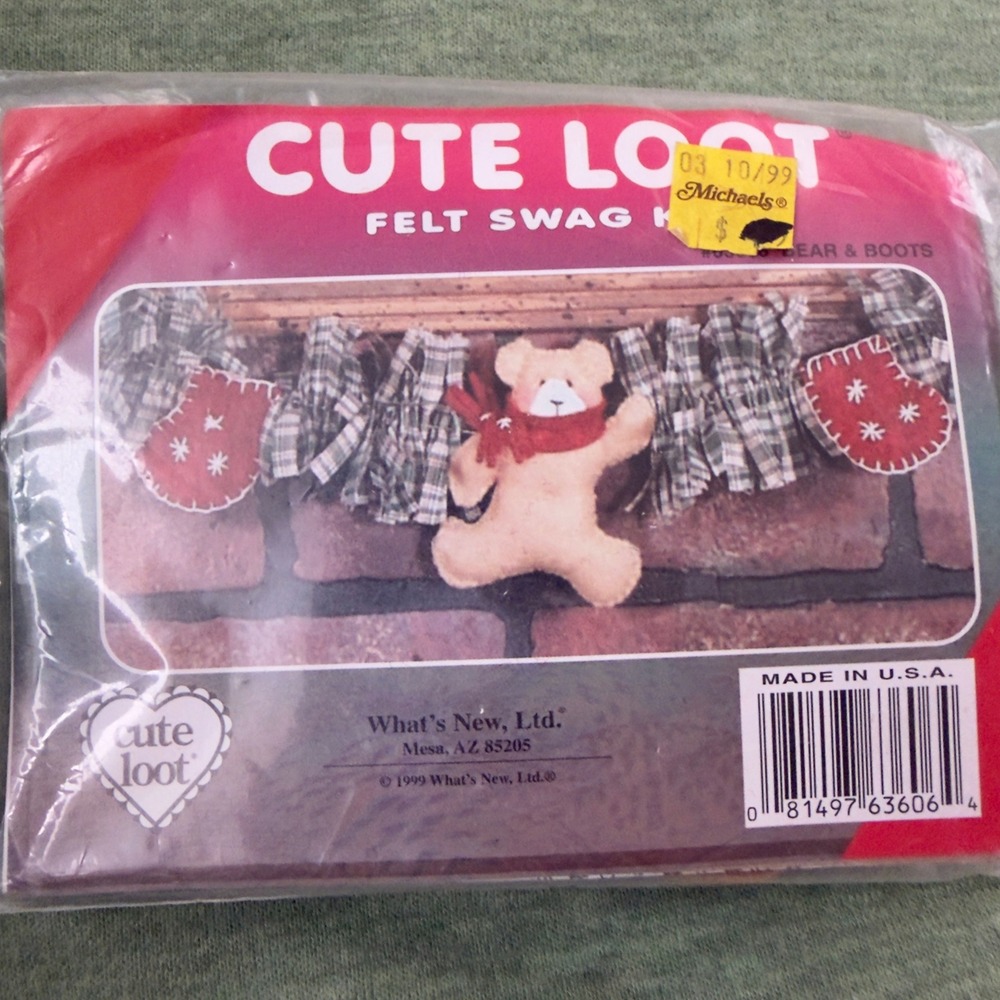 Vintage Cute Loot Felt Swag Kit Lot of 4 Christmas Garland Santa Bear Joy Angel - Picture 5 of 5